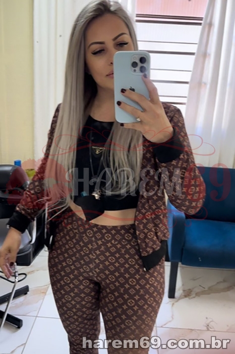 acompanhante de Curitiba, acompanhantes de Curitiba, acompanhante em Curitiba - Stella Mattos
