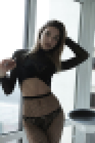 Acompanhante Amy Oliver